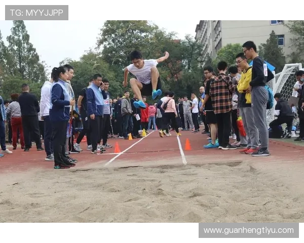 使用333体育手机网址随时随地在线观看体育比赛，满足你的体育娱乐需求